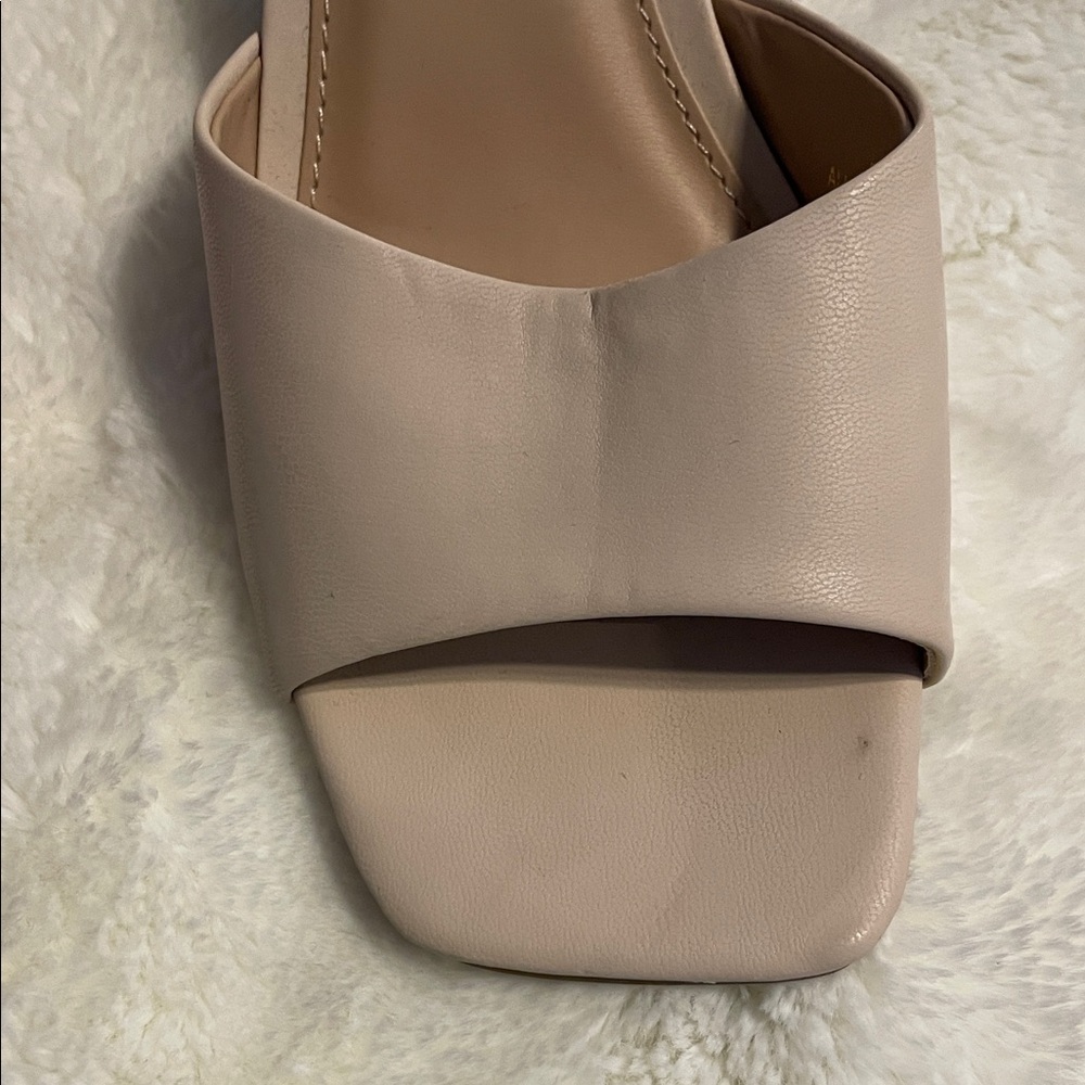 Cushionaire Women's Tan Mules - Picture 5 of 9